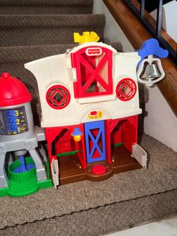 Fisher-Price Little People Farm Playset