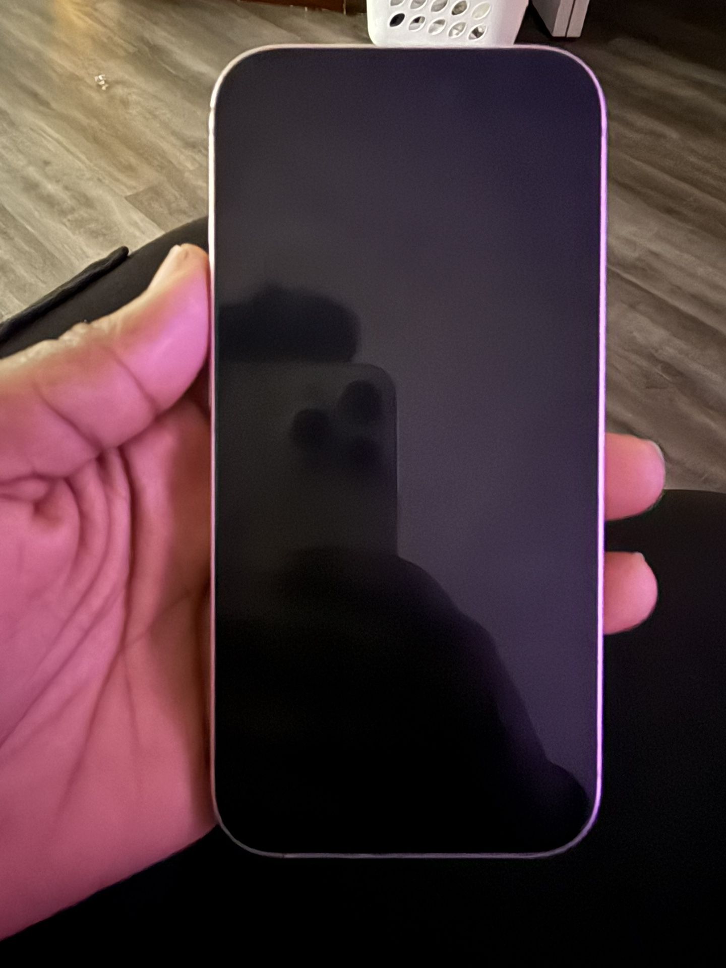 iPhone 15 Unlocked (pink)