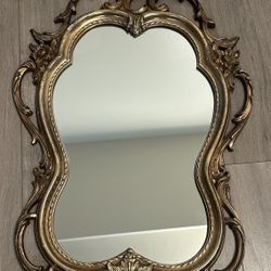 Vintage 1960s Hollywood Mirror