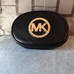 Michael Kors Fulton Leather travel pouch