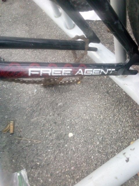 Free Agent. Frame Only