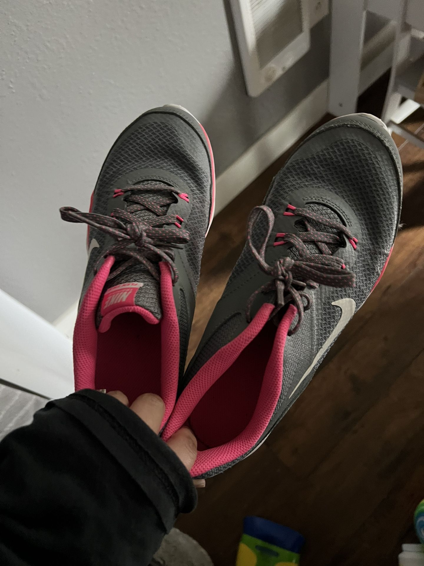 Nike Shoes Size 8.5