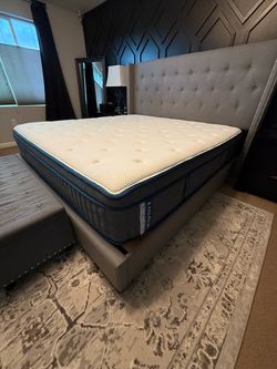 King 14” Mattress like new