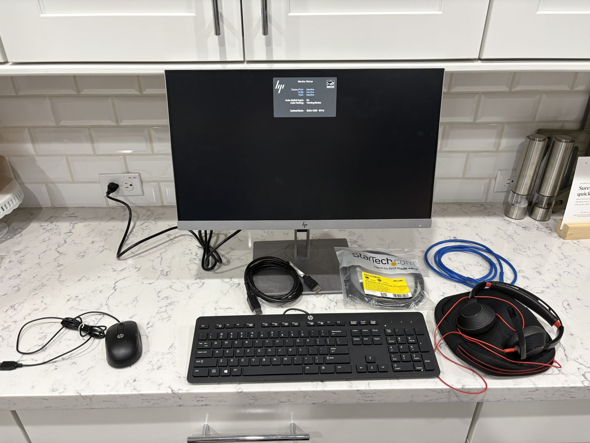 NEW HP EliteDisplay E223 Monitor Set - Complete Office Set (Keyboard, Mouse, Headset, Cables, Box)