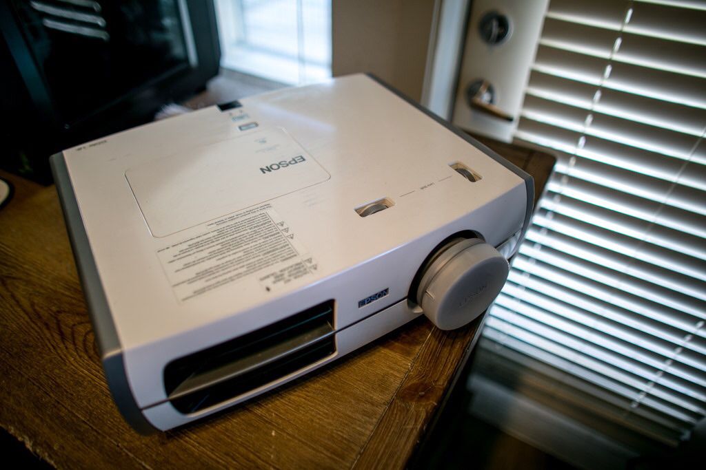 Epson Powerlite 6100 1080p projector