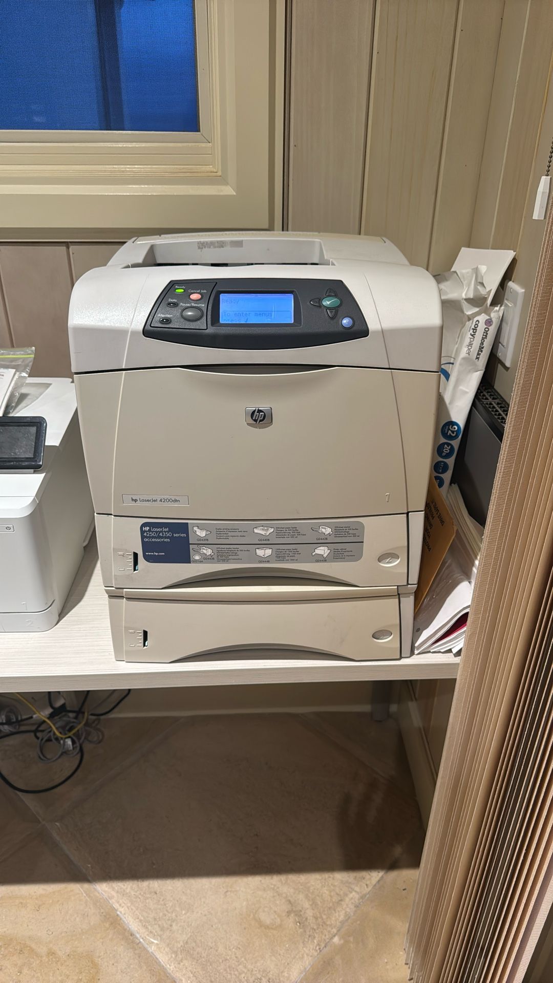 hp LaserJet 4200dtn