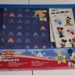 Disney Mickey Mouse Scrapbook Kit