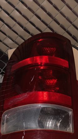 Luz Trasera GMC Sierra 07 Al 09