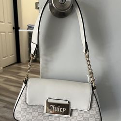 White, juicy couture, shoulder bag with charm
