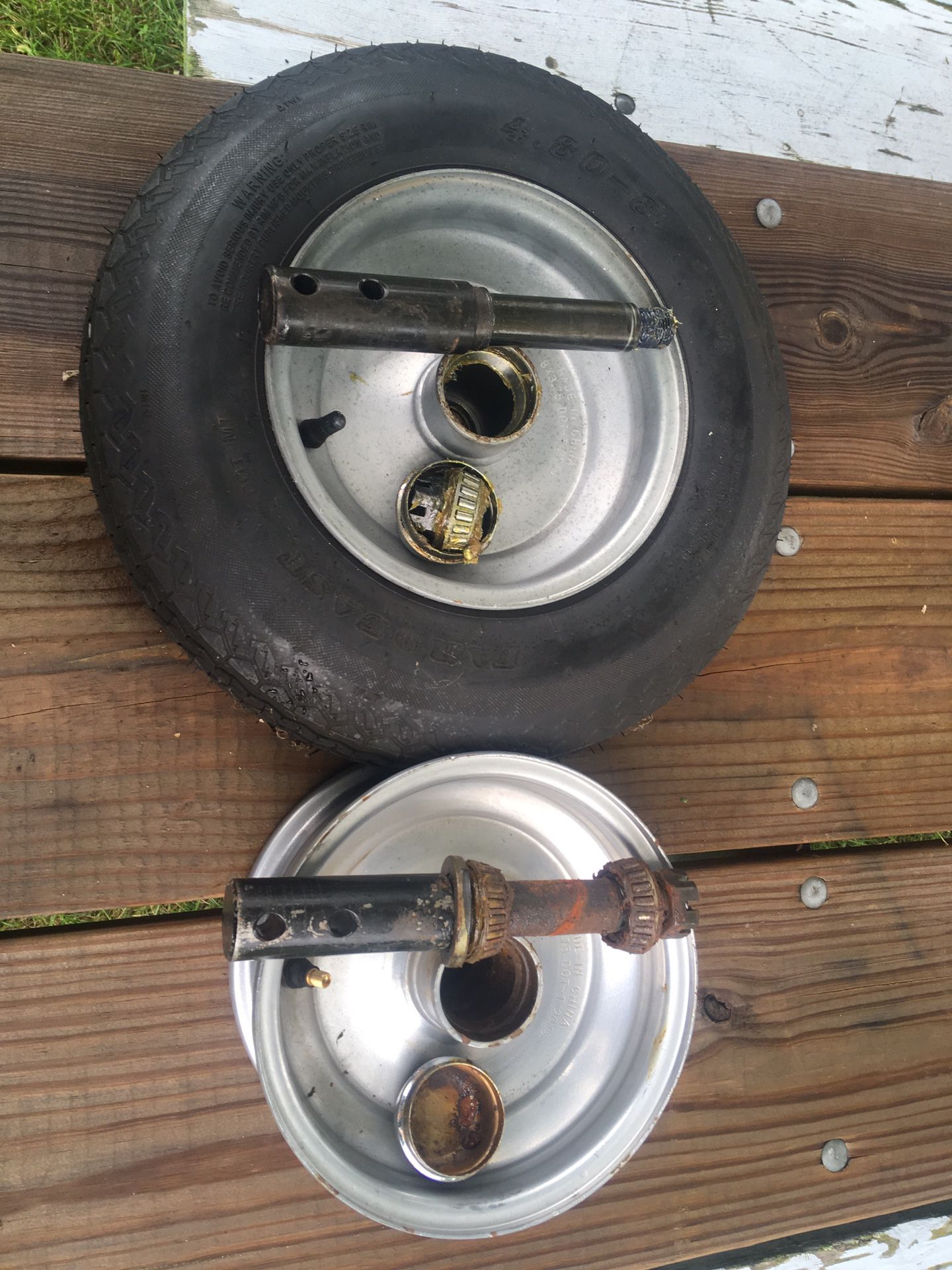 Weld on trailer axle spindles with rims