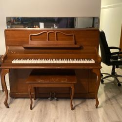 Emerson piano