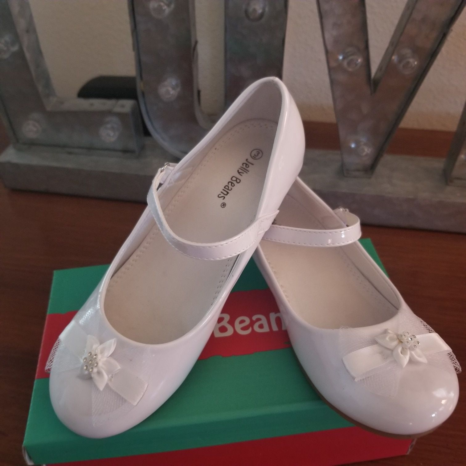 Girl white shoes