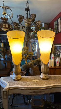 Beautiful 1950s original Rare table lamps 41 tall set of Two
