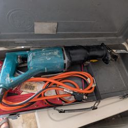 Makita Reciprocating Saw 