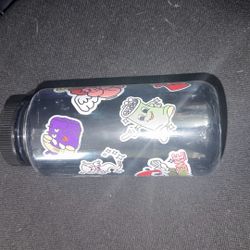 New -SUPREME®/NALGENE® CHARACTERS 32 OZ. BOTTLE - SMOKE