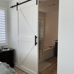 Farmhouse Barn Door 44/96 White