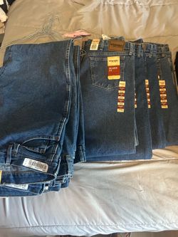 Wrangler jeans - UniFirst shorts-safety jacket