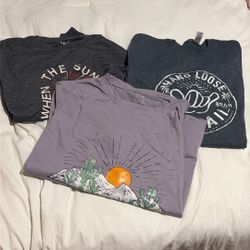 Tops Lot Of 3 
