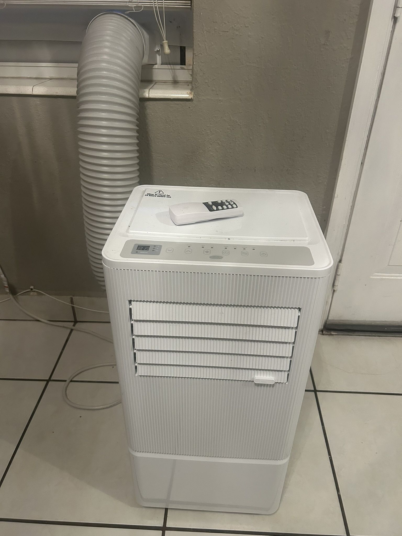 10,000 BTU Portable AC And dehumidifier