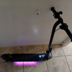 15MPH Electric Scooter With Charger