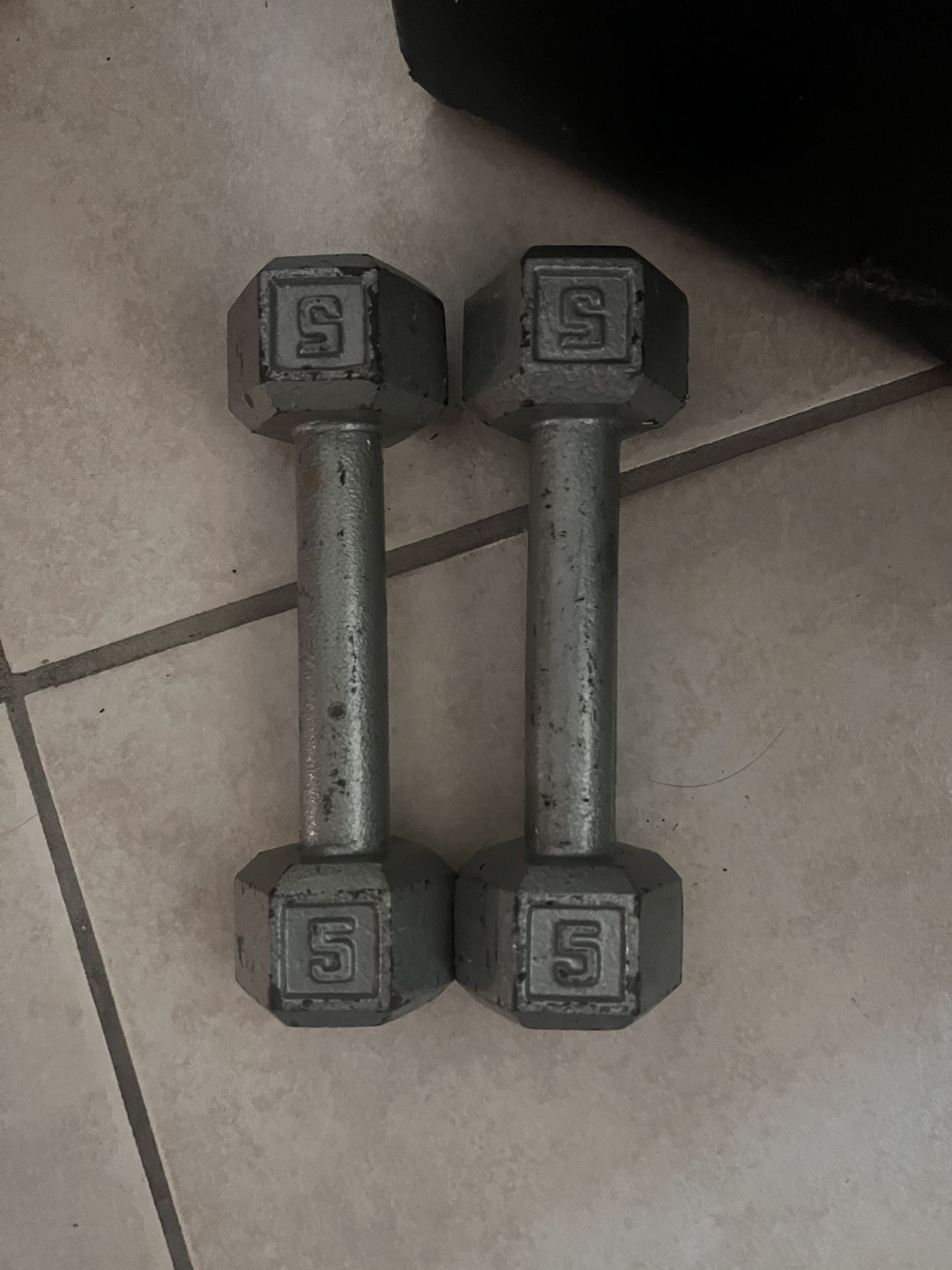 dumbbells - 5 Pounds 