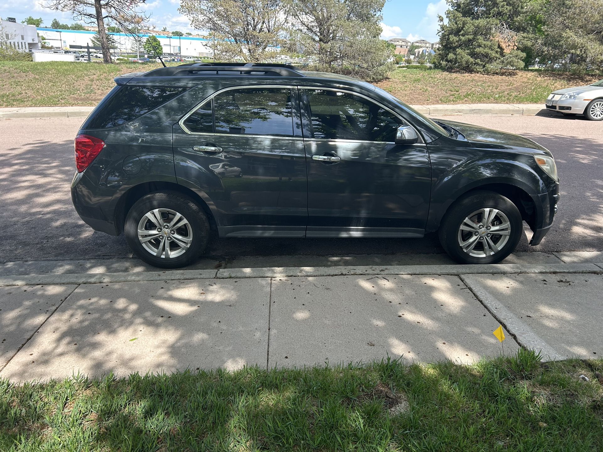 Black 2013 Chevy Equinox Lt