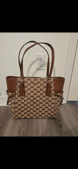 Brand new Authentic Michael Kors bag