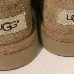 Ugg Boot 