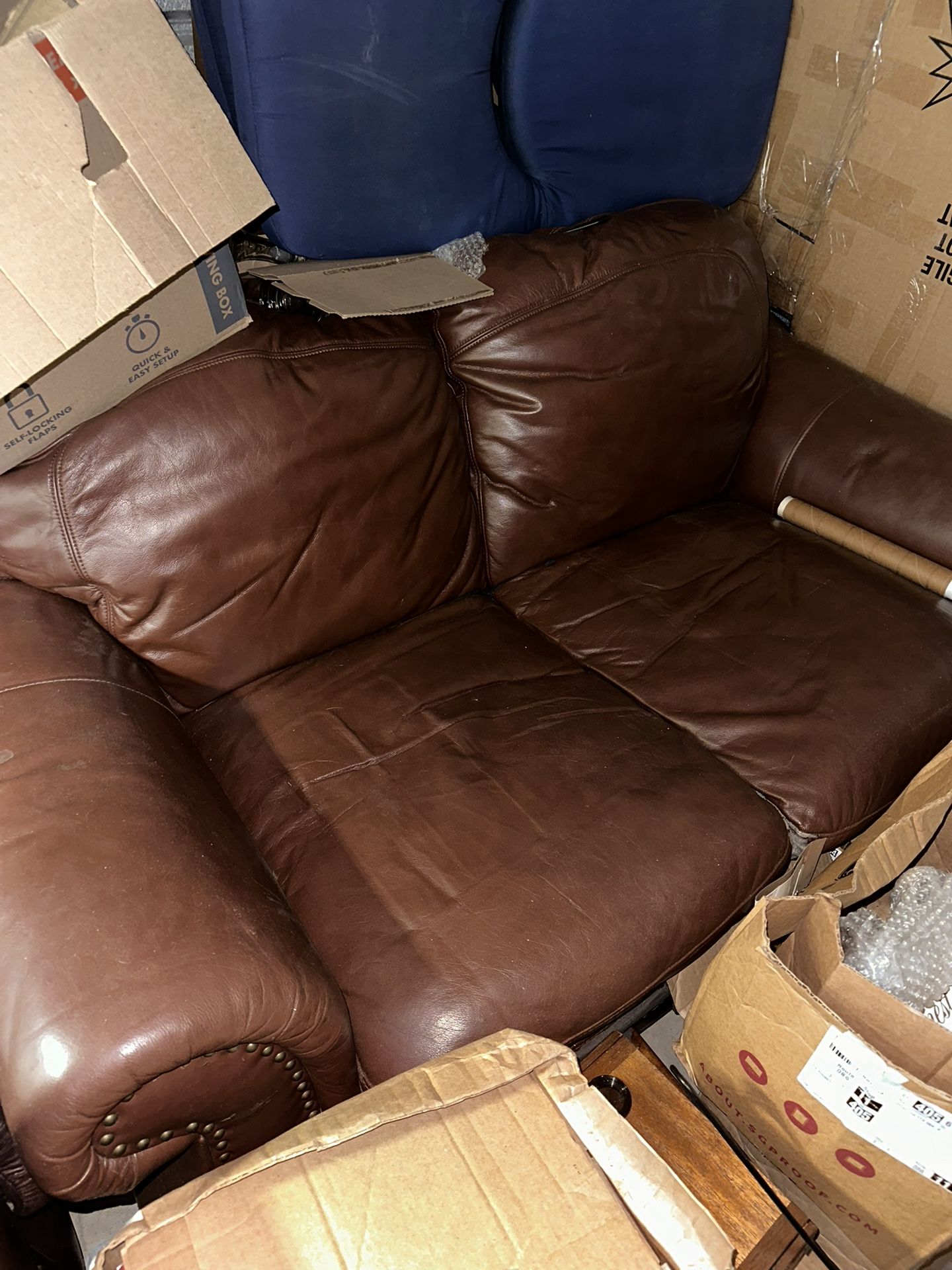Leather 2 Person Love Seat Couch