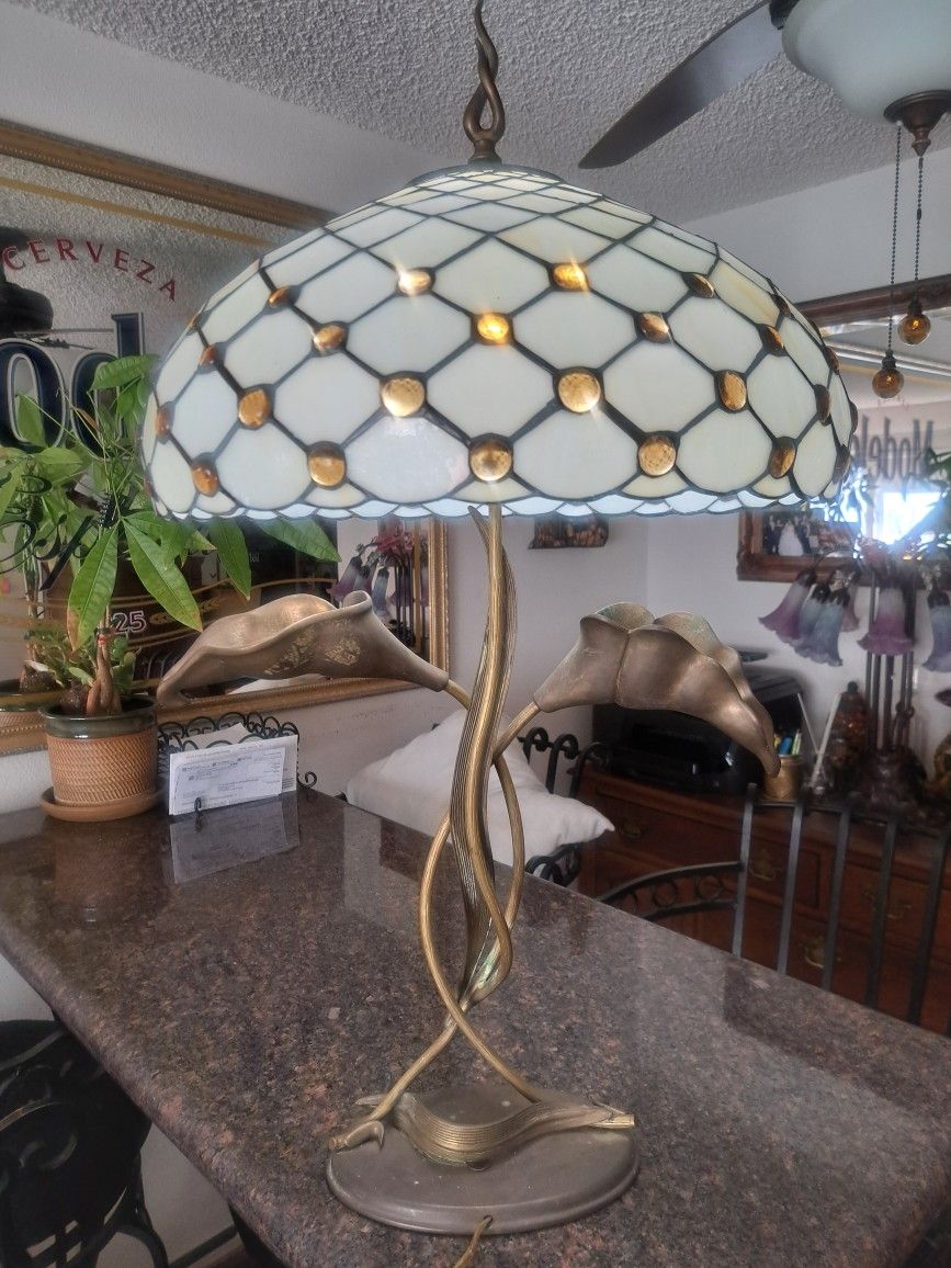 Tiffany Style Glass, Solid Brass Vintage Table Lamp