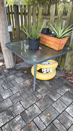 Large outdoor table