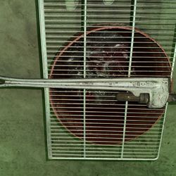 Ridgid pipe wrench 36’