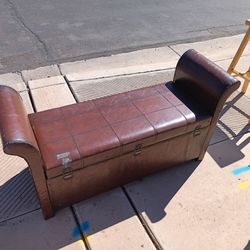 Bench seat & storage