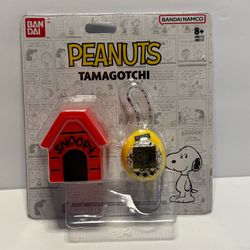 Snoopy Doghouse Peanuts Tamagotchi Digital Pet Toy Feed Games Bandai Namco