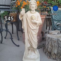 Medium Saint Jude 