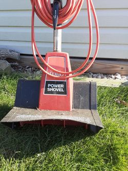 Toro power shovel