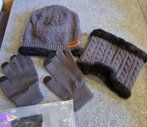 Loritta 3pc Winter Beanie Hat Scarf Gloves Set – Fleece Lined Touchscreen NEW