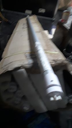 Led t5 internal driver tube lamps new in box