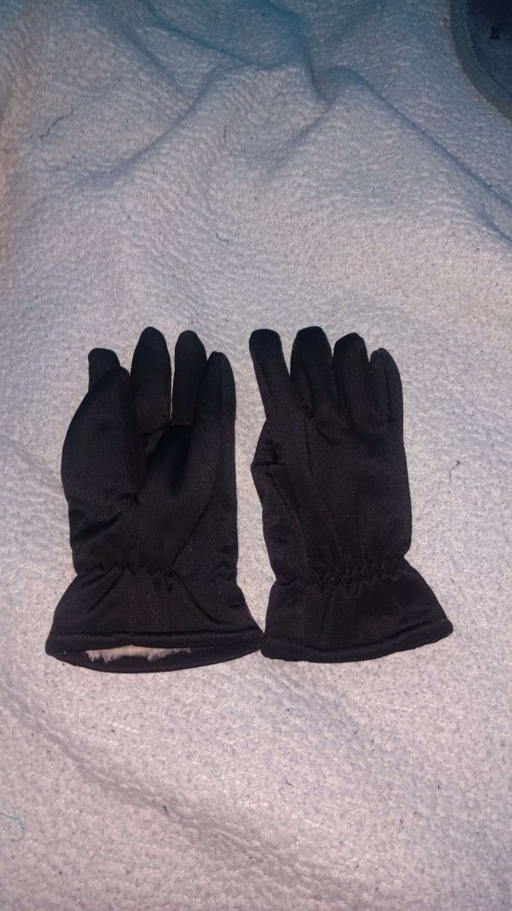 Thermal Knit Winter Gloves And Beanie Set With Polar Fleece Lining- Winter Gloves & Hat Set