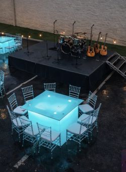Chiavari Clear Chairs