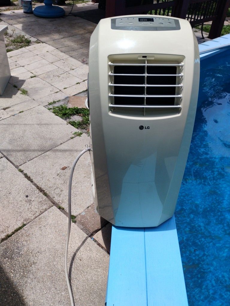 LG Portable Air Condition