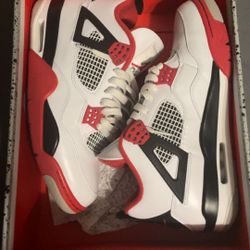 Jordan 4 Fire Reds