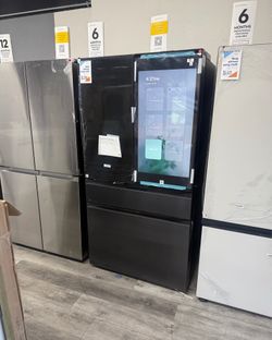 Samsung - 36 in. Wide Bespoke 29 cu. ft. 4-Door French Door Refrigerator with AI Family Hub+ - Charcoal Glass & Matte Black 🔥🔥