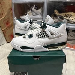 Air Jordan 4 Retro Oxidized Green 
