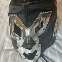 mexican wrestler mask