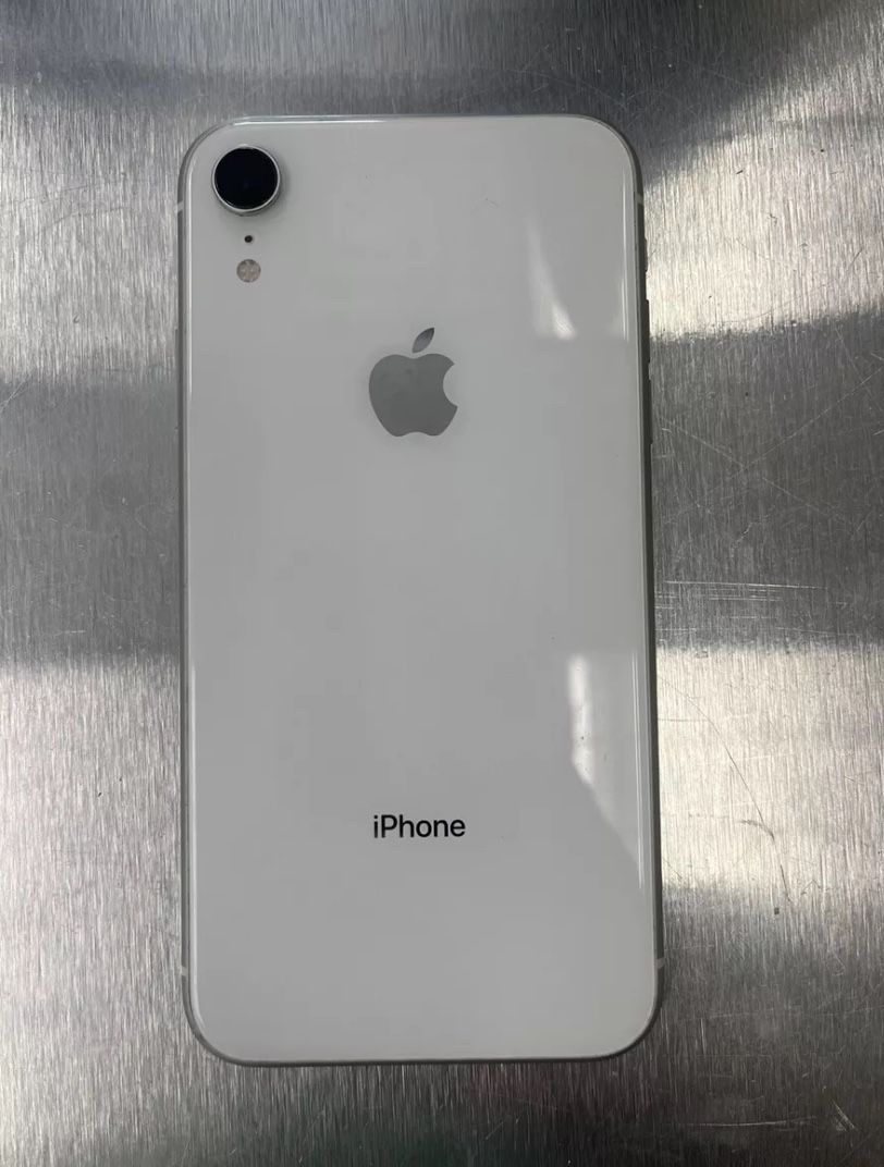 iPhone XR 190 $