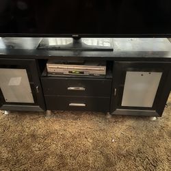 Tv Stand In Good Condition Great Storage 