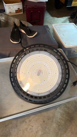 Grow light very bright