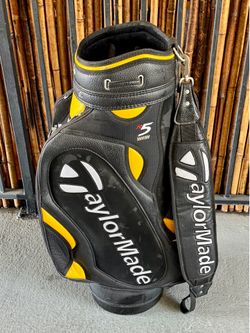 TaylorMade R5 Hundred Series Staff Bag