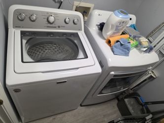 Maytag Bravos MCT Washer and LG Sensor Dry Dryer - Set